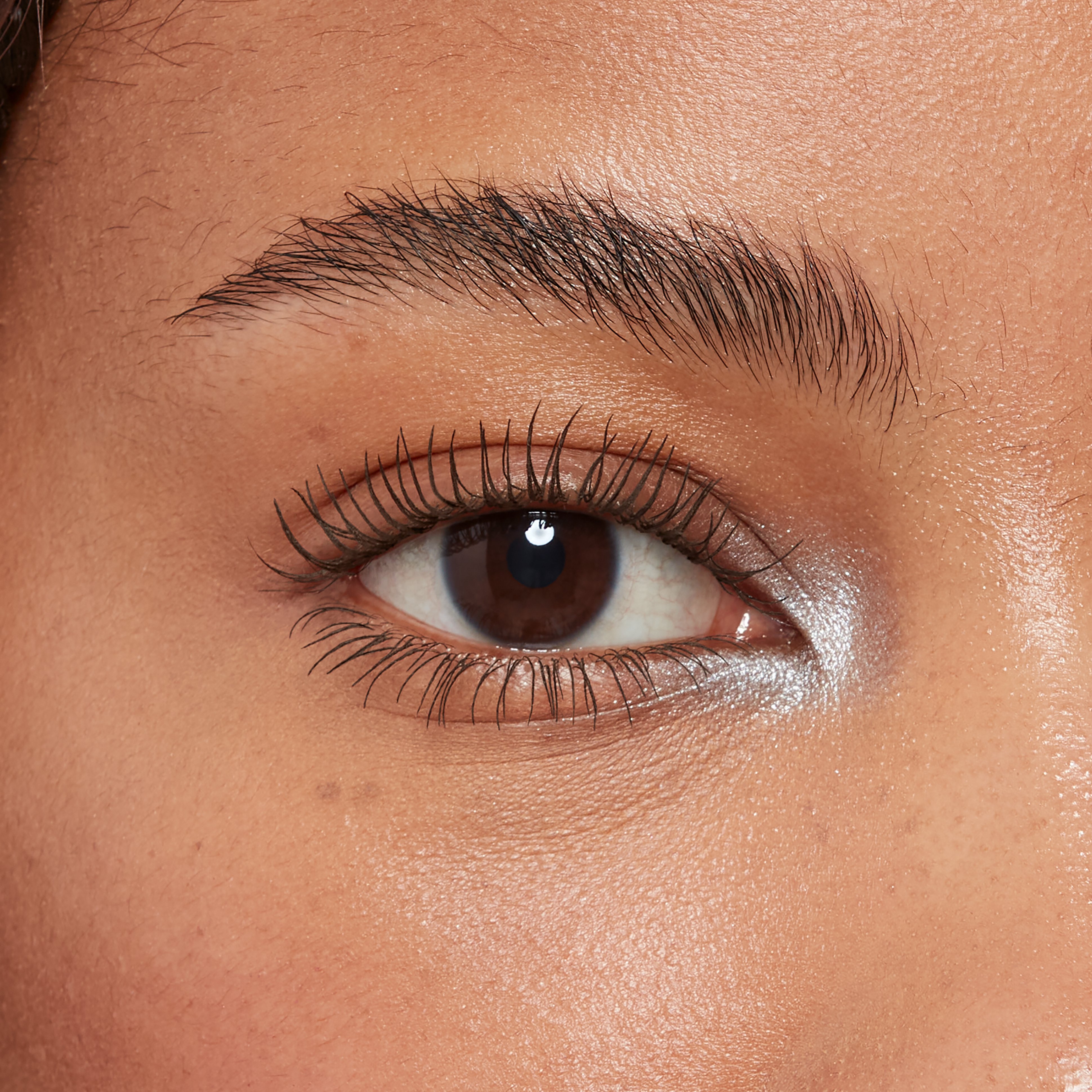CG_SP25_LashBlast_SuperCloudMascara_ECU_Zola_Front_Brown_815_v1