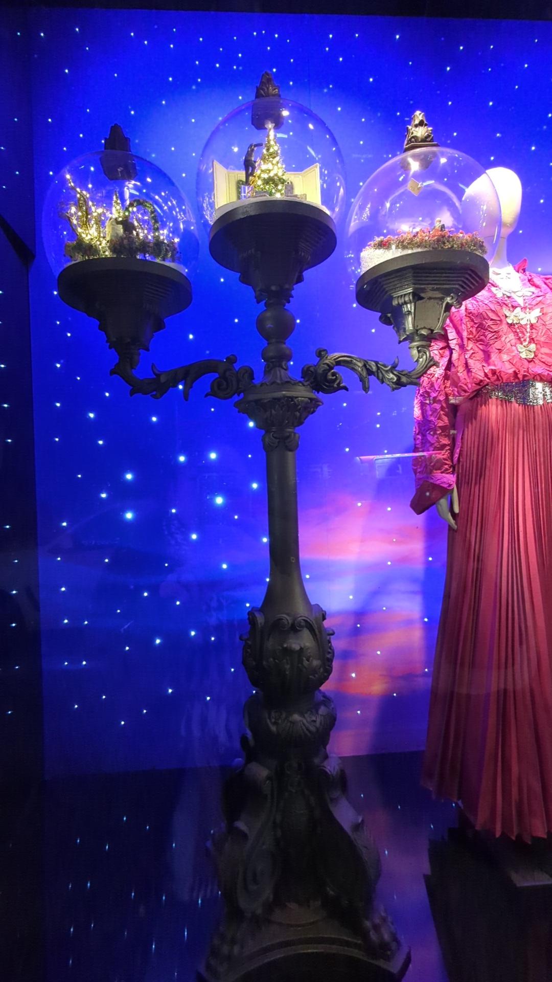 3D Printed Paris Lamp post replica